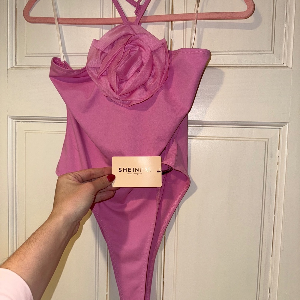 SHEIN Rose Bodysuit Size Small